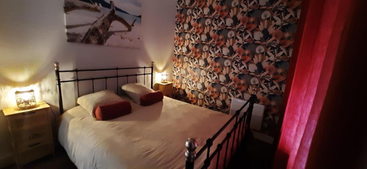 Le P'Tit Croissant Apartment Bayeux Bagian luar foto